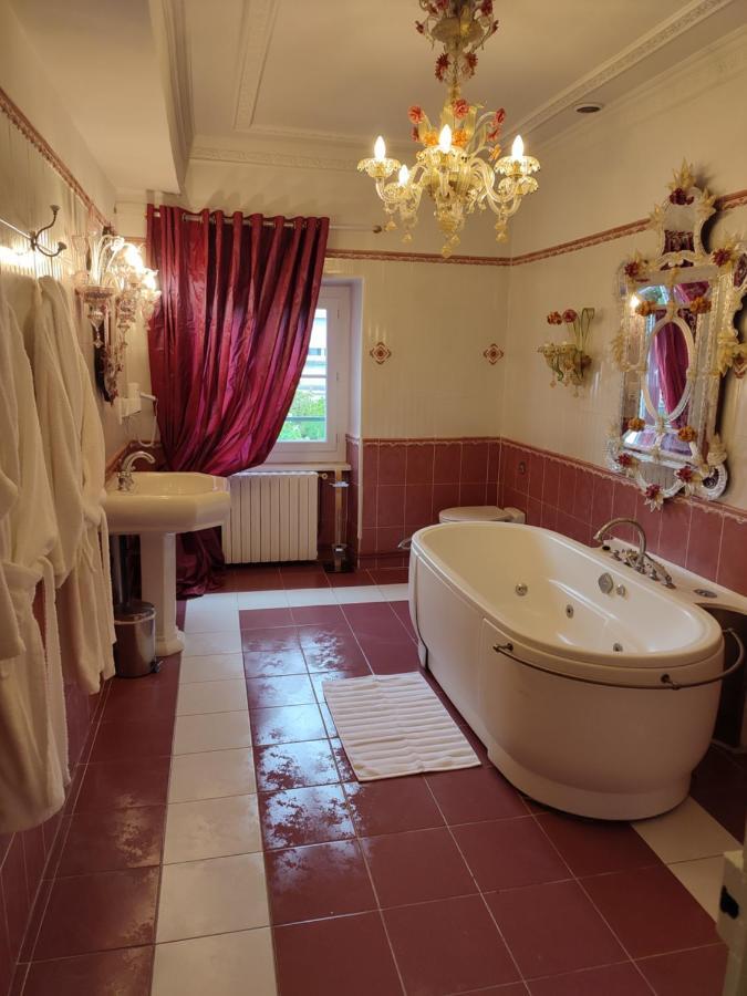 Les Jardins De La Fontaine Bed & Breakfast Ales Ngoại thất bức ảnh