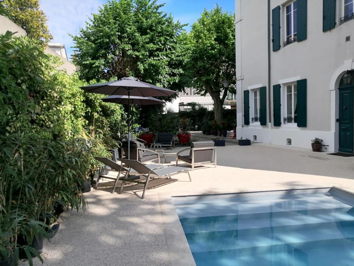 Les Jardins De La Fontaine Bed & Breakfast Ales Ngoại thất bức ảnh